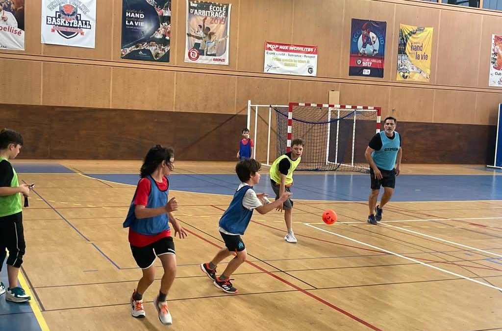 -9 MiniHand : Tournoi parents-enfants (30 juin 2023)